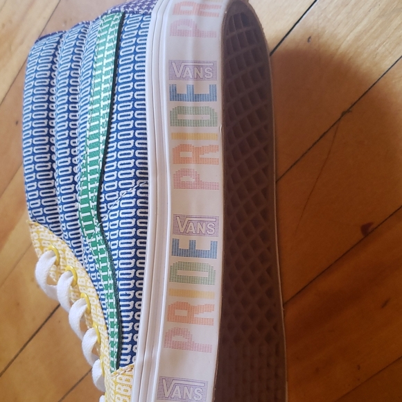 Vans SK8-MID (Pride) lgbtq Mens Skate shoe size 10.5 Womens size 12 - Picture 4 of 12